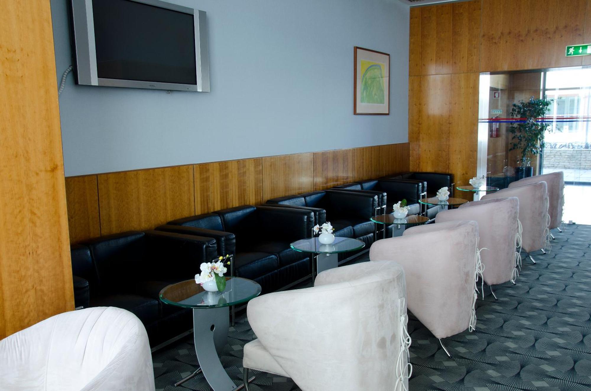 Vip Executive Santa Iria Hotel Santa Iria da Azoia Esterno foto