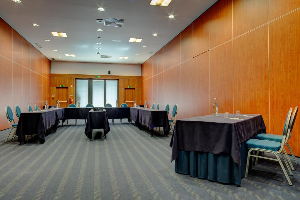Vip Executive Santa Iria Hotel Santa Iria da Azoia Esterno foto