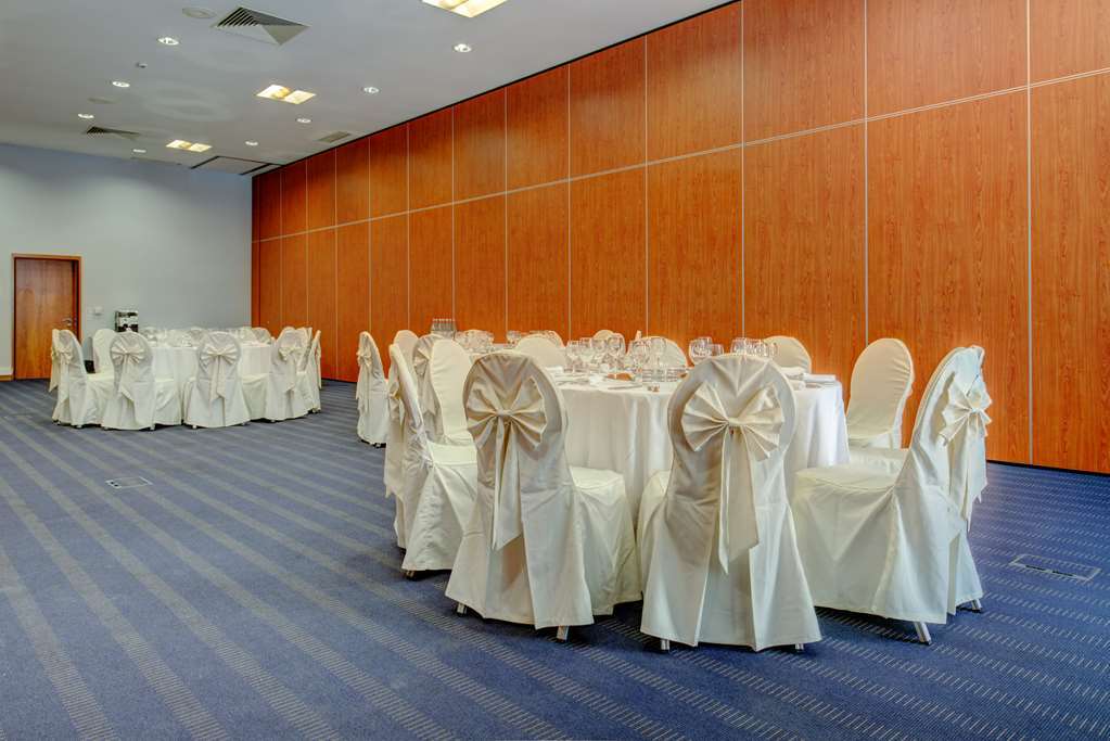 Vip Executive Santa Iria Hotel Santa Iria da Azoia Servizi foto
